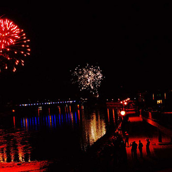 Elbe in Flammen