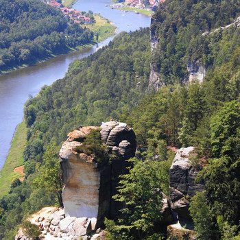 Das Elbsandsteingebirge